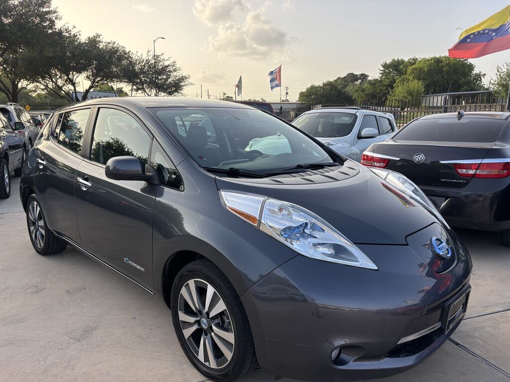 2013 NISSAN Leaf