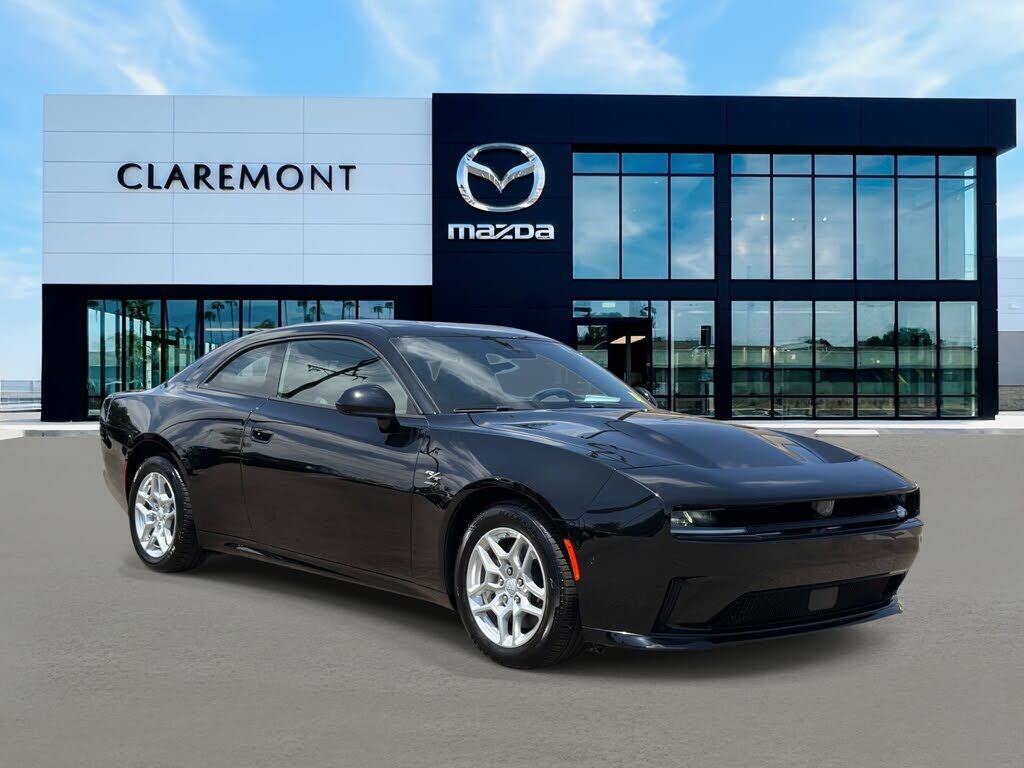 2025 DODGE Charger