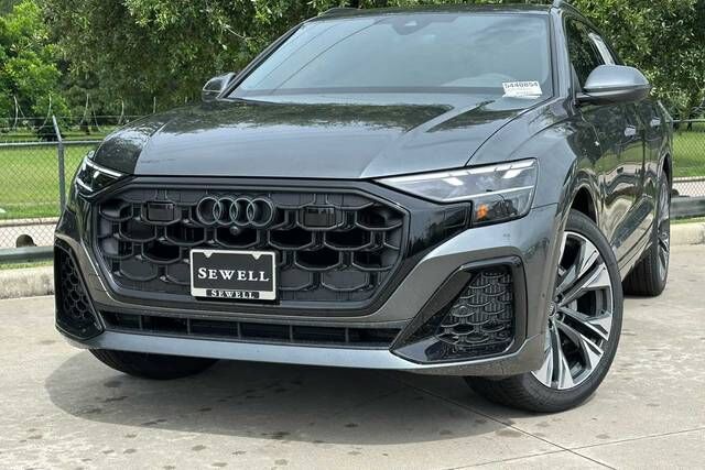 2026 Audi Q8