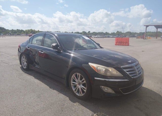 2014 HYUNDAI Genesis