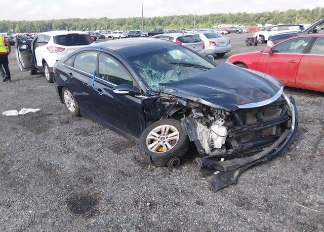 2014 HYUNDAI Sonata