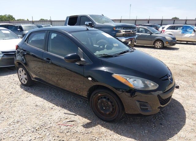 2012 MAZDA Mazda2
