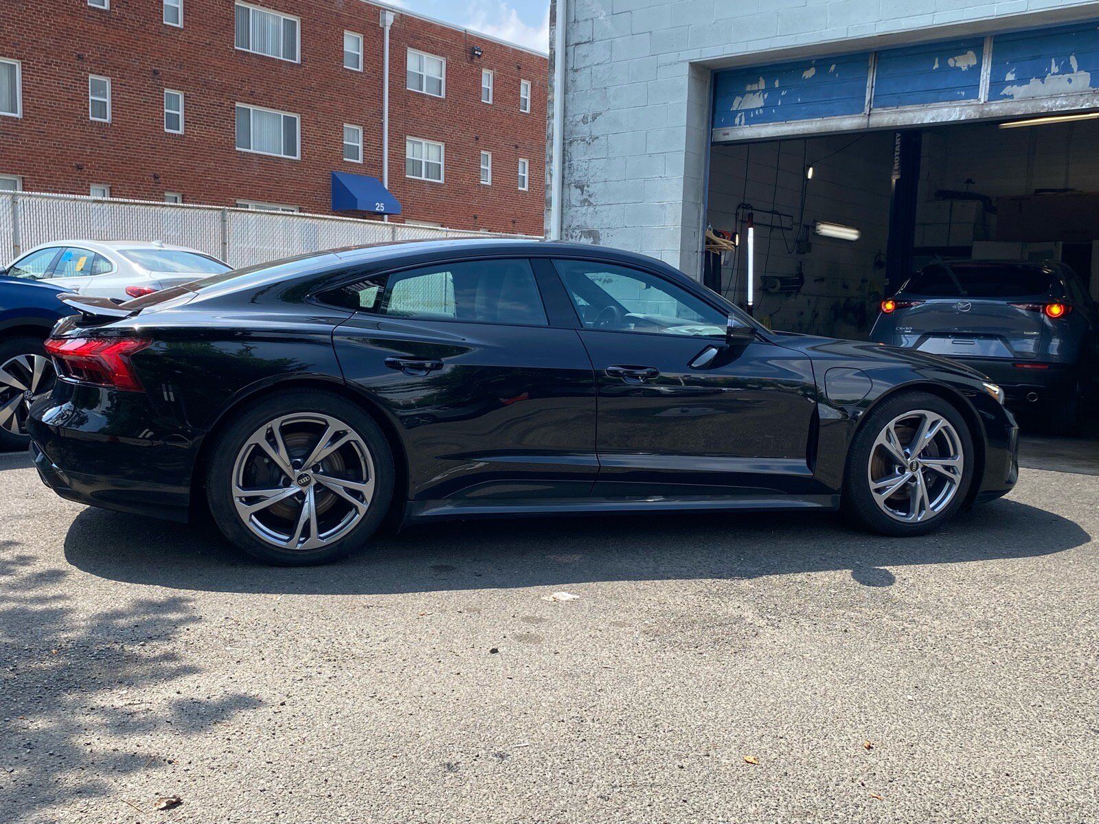 2022 Audi e-tron