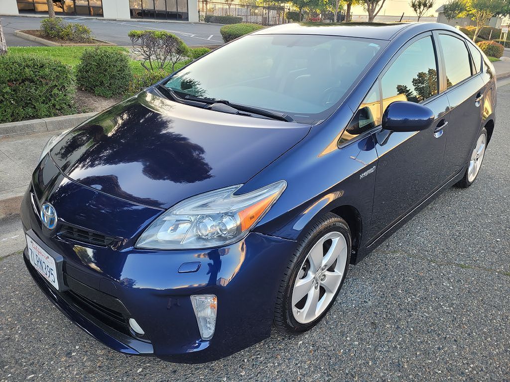 2015 TOYOTA PRIUS