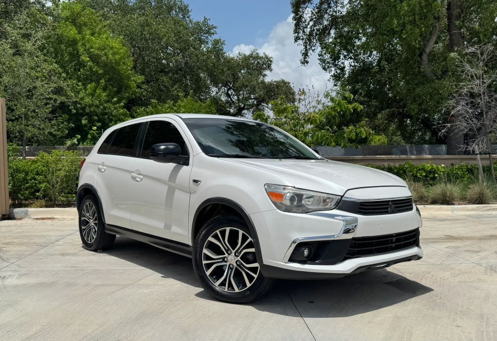 2017 MITSUBISHI Outlander Sport