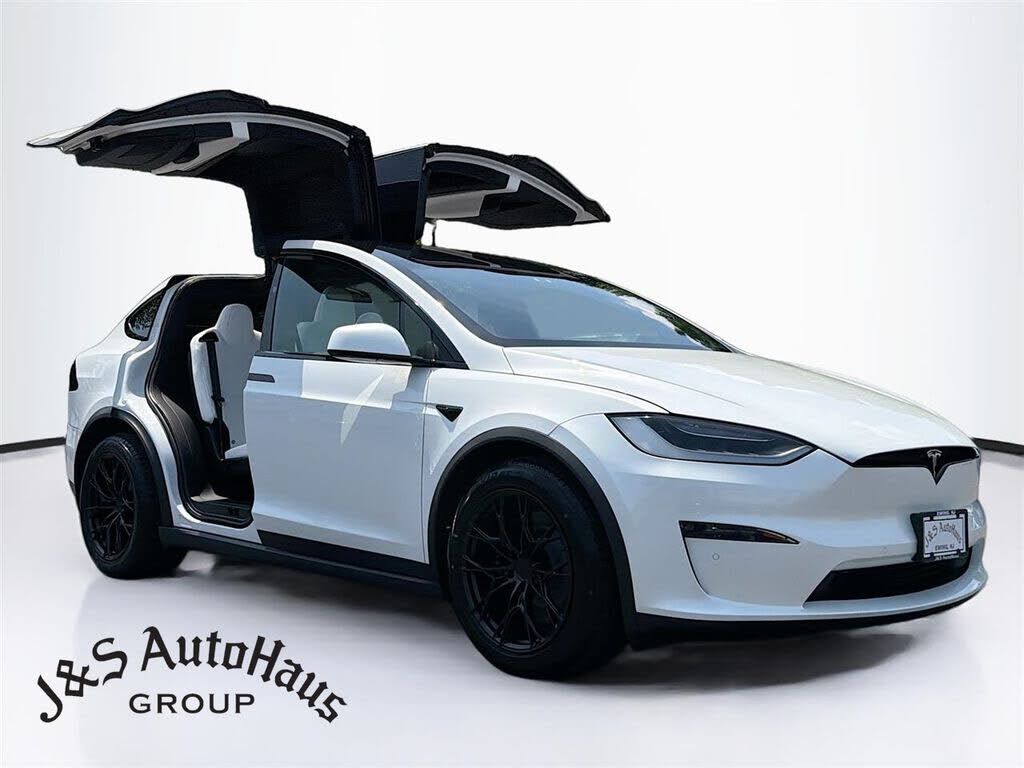 2022 TESLA Model X