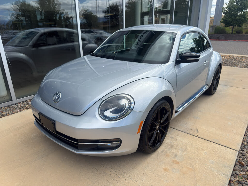 2012 VOLKSWAGEN Beetle