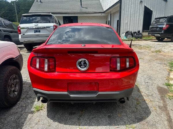 2011 FORD Mustang