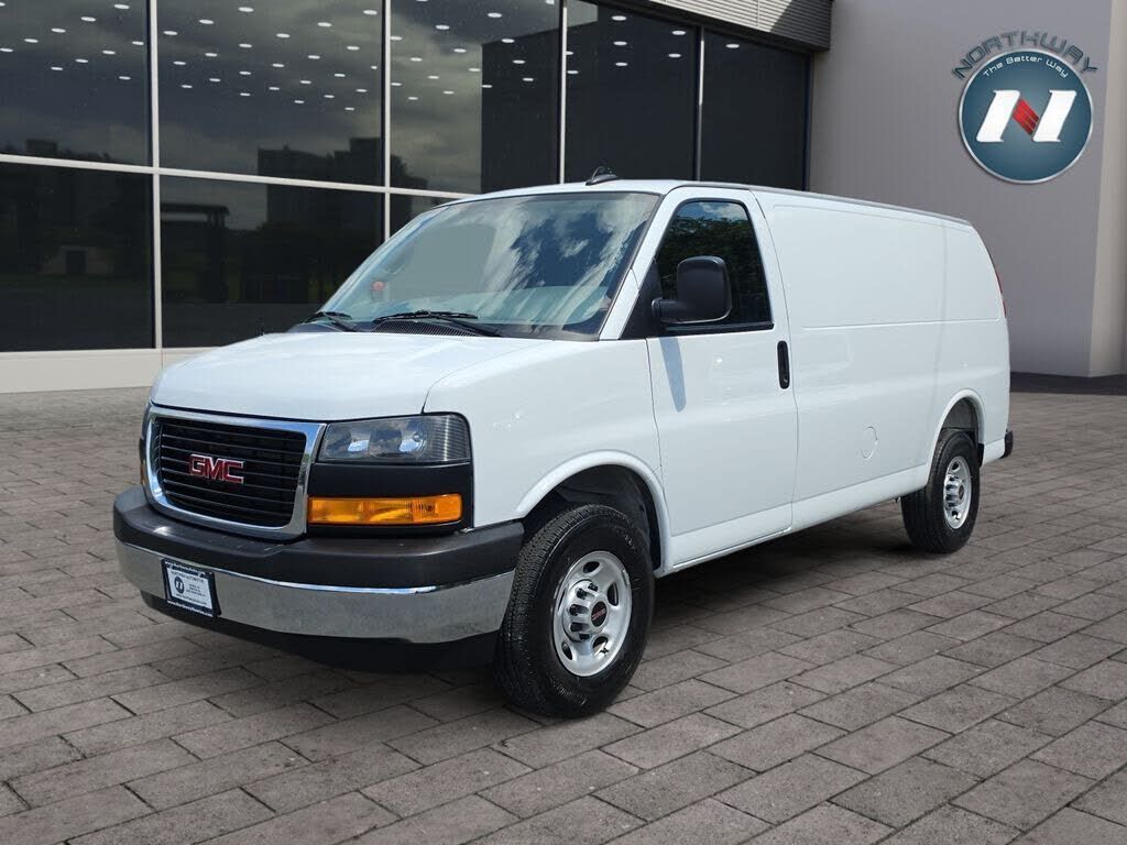 2025 GMC Savana