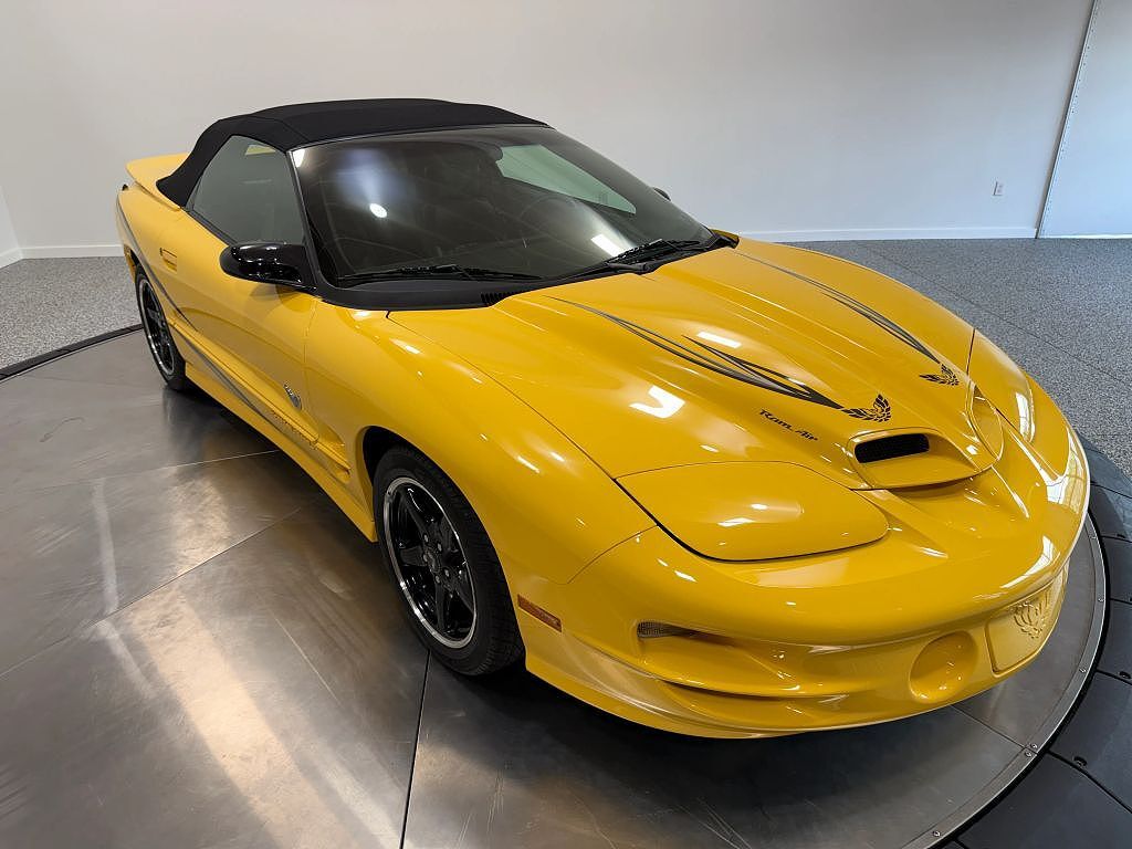 2002 PONTIAC Firebird