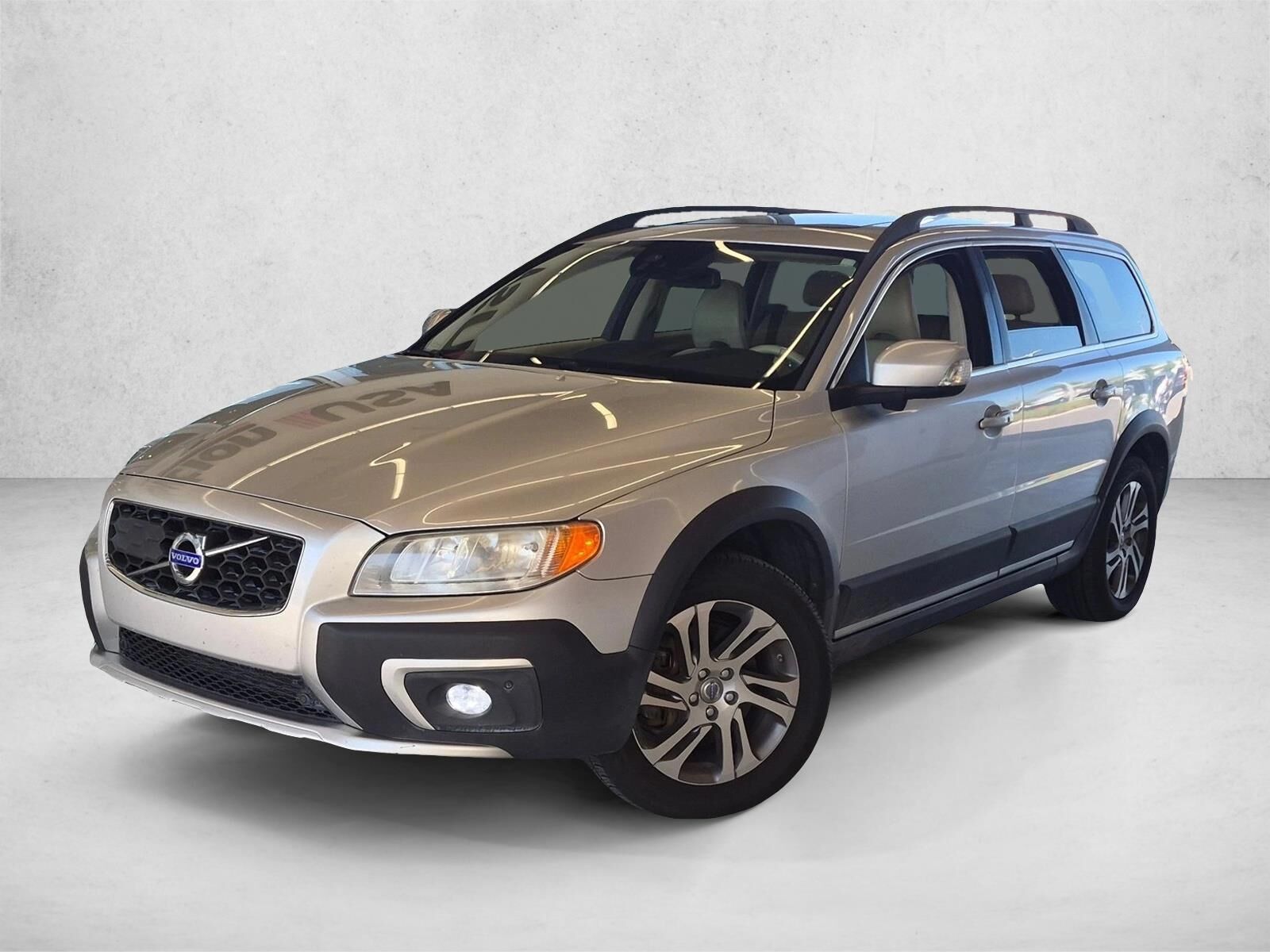 2015 VOLVO XC70