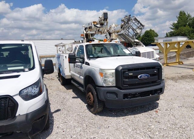 2012 FORD F-450