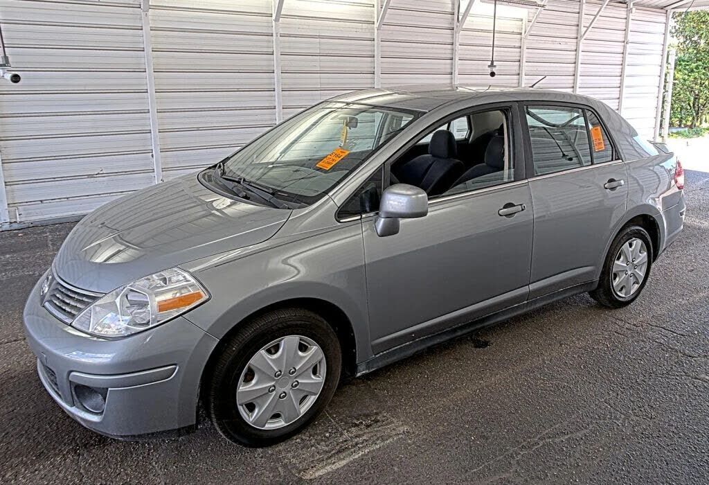 2009 NISSAN Versa