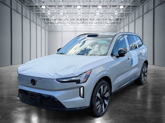 2025 VOLVO EX90