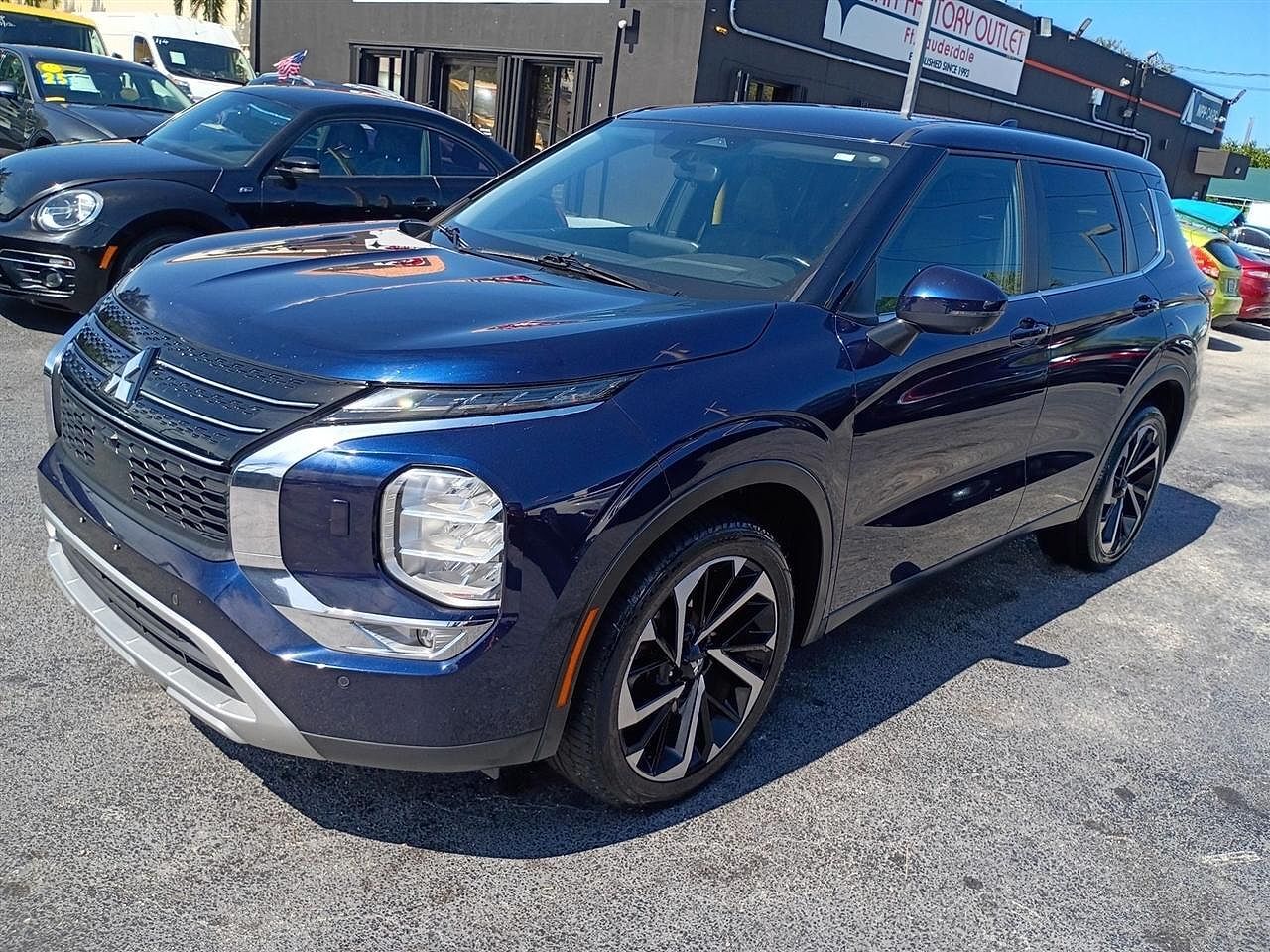 2023 MITSUBISHI Outlander