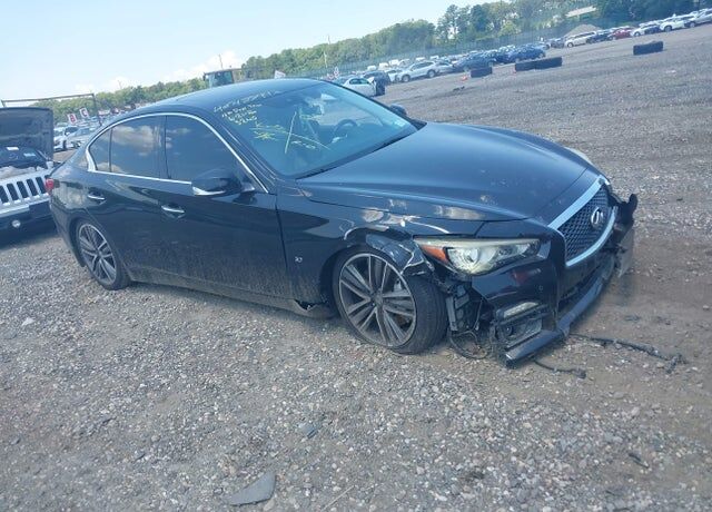 2015 INFINITI Q50