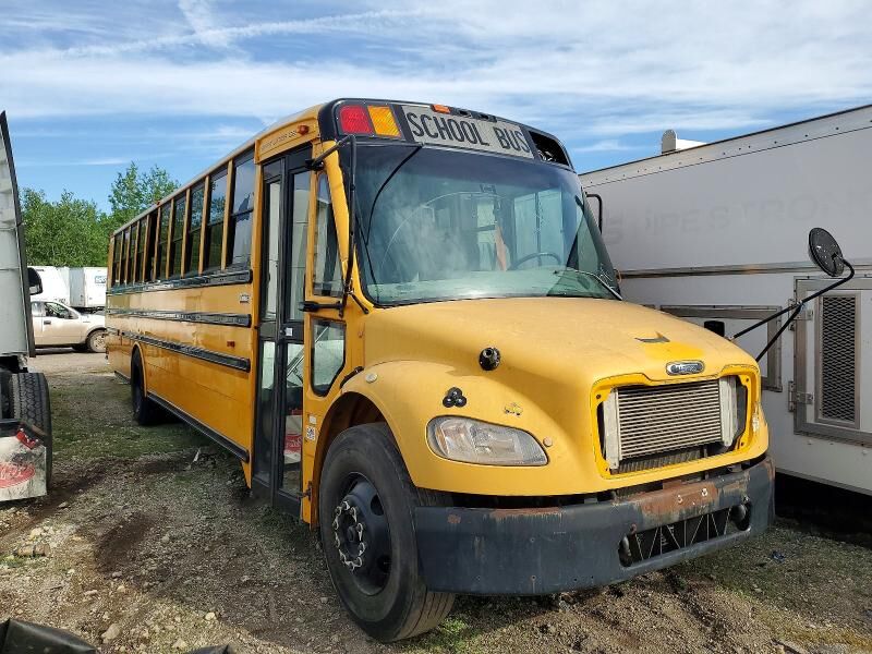 2011 FREIGHTLINER B2 Bus Chassis