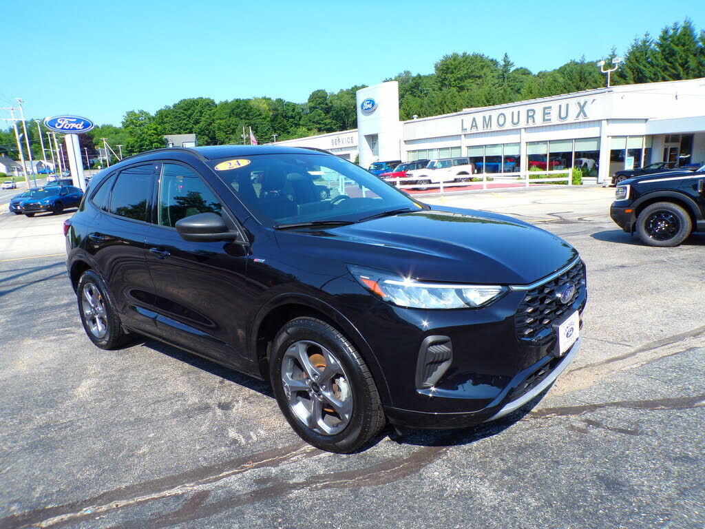 2024 FORD Escape