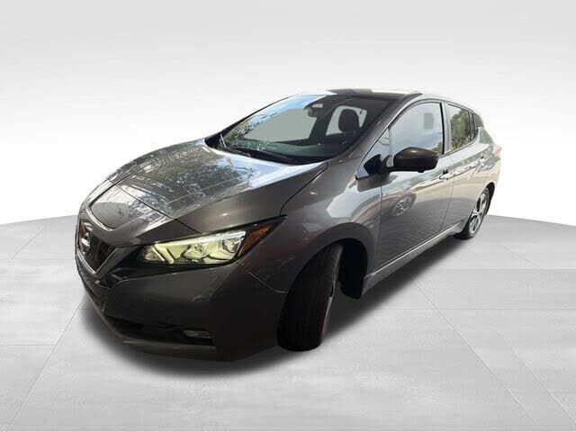 2022 NISSAN Leaf