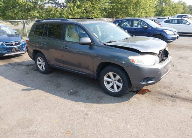 2010 TOYOTA Highlander