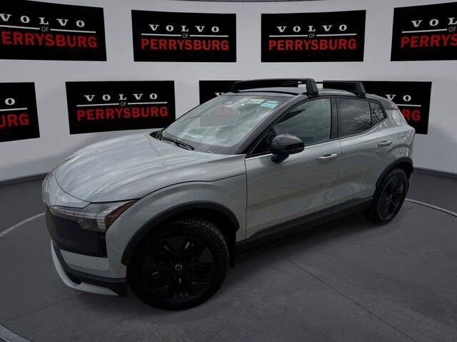 2026 VOLVO EX30 CC