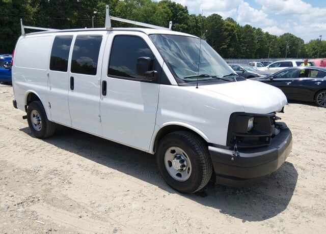 2017 CHEVROLET Express