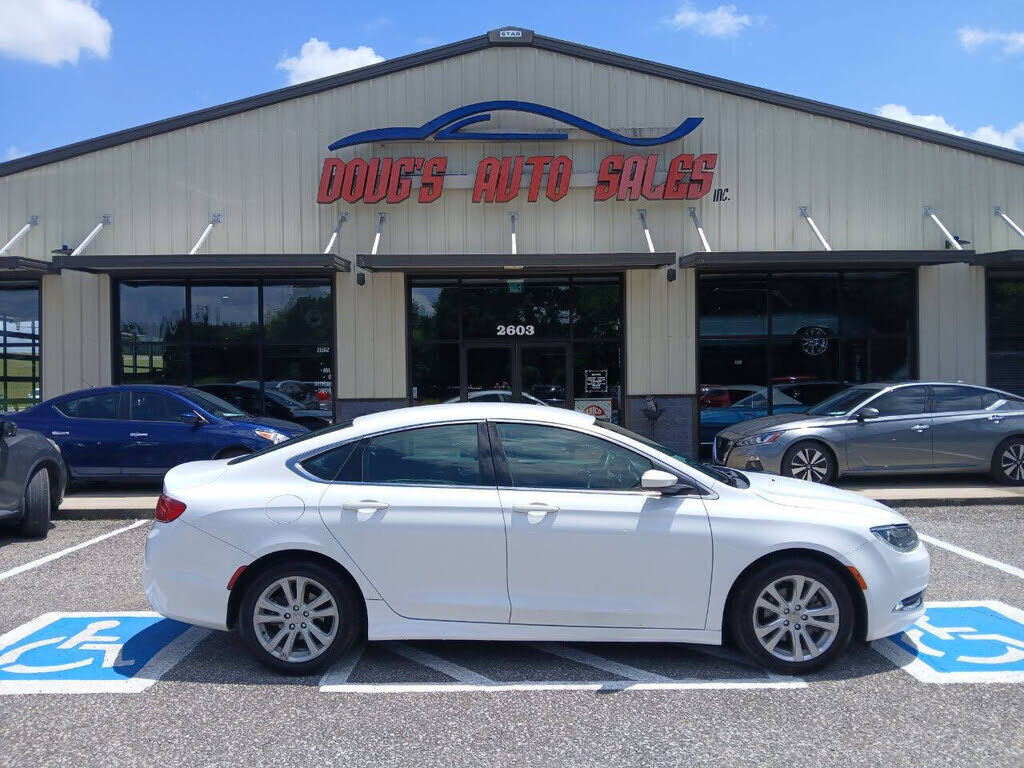 2015 CHRYSLER 200