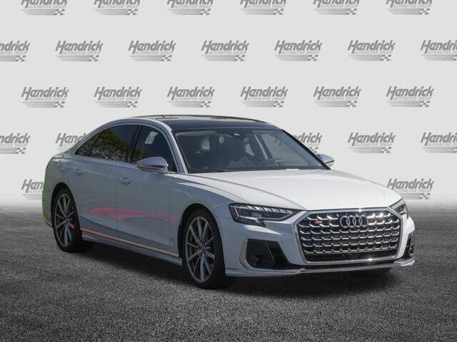 2022 Audi S8