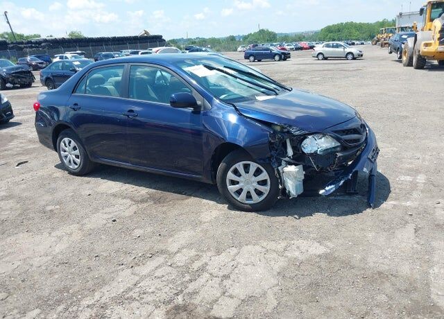 2011 TOYOTA Corolla