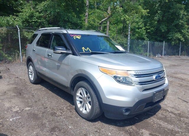 2011 FORD Explorer