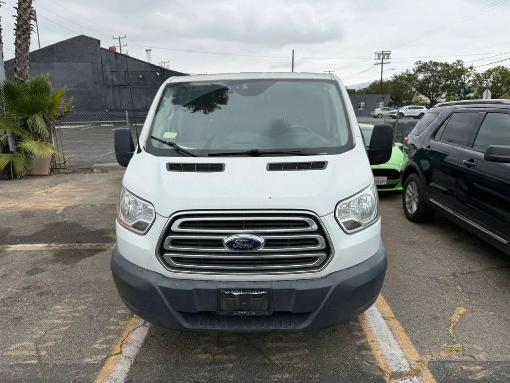 2018 FORD Transit