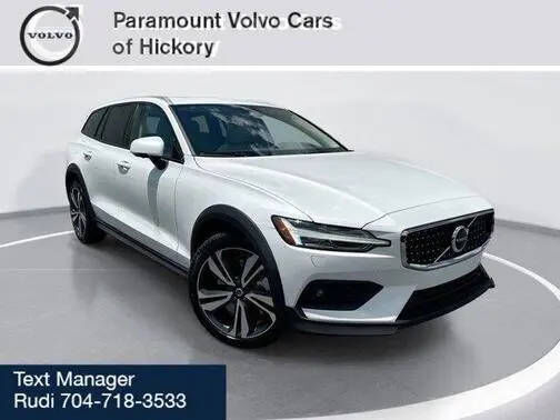2026 VOLVO V60CC