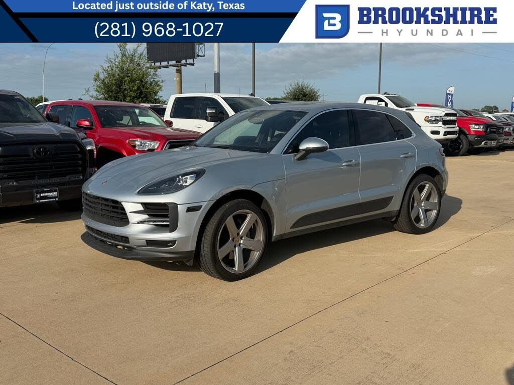 2019 PORSCHE Macan