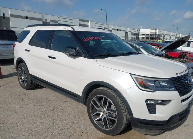 2018 FORD Explorer