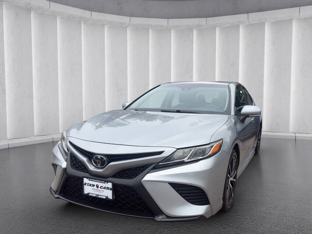 2018 TOYOTA Camry