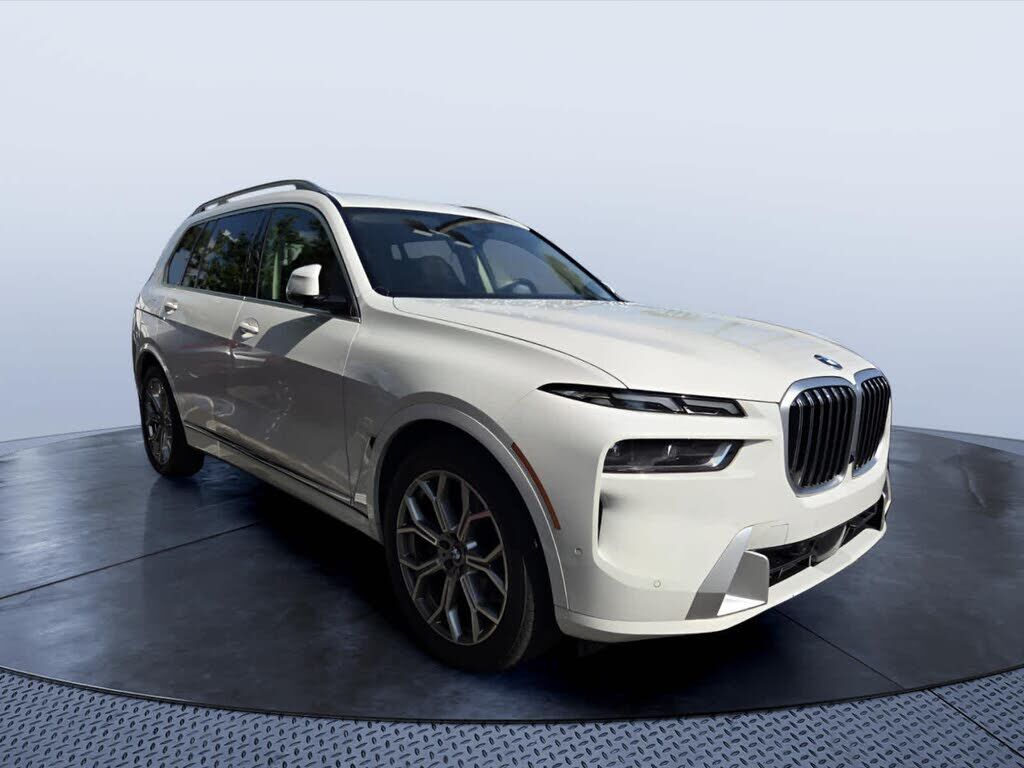 2023 BMW X7