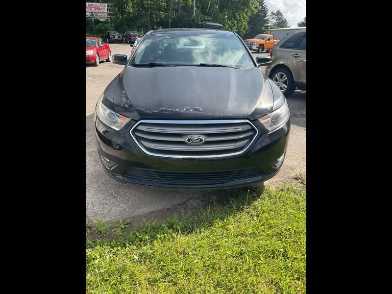 2015 FORD Taurus