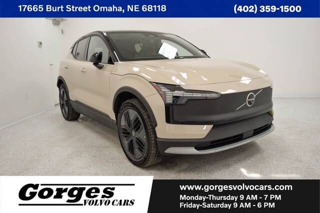 2026 VOLVO EX30 CC