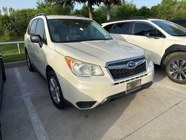 2015 SUBARU Forester
