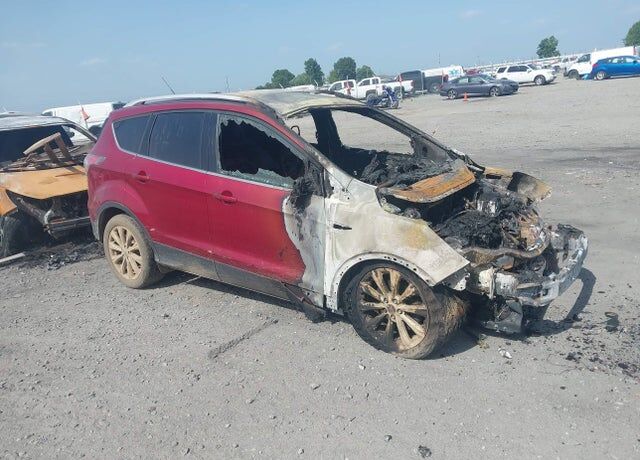 2017 FORD Escape