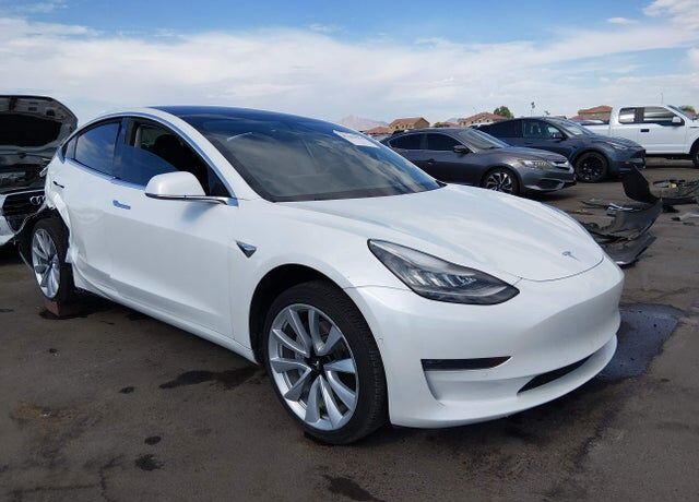 2019 TESLA Model 3