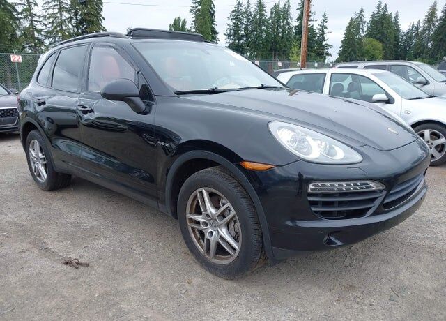2012 PORSCHE Cayenne