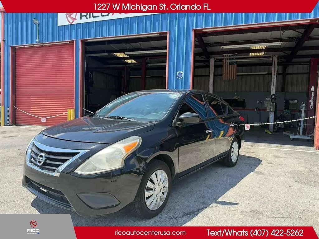 2017 NISSAN Versa