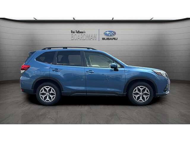 2024 SUBARU Forester
