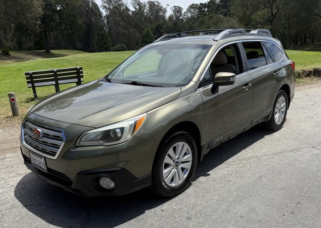 2015 SUBARU Outback