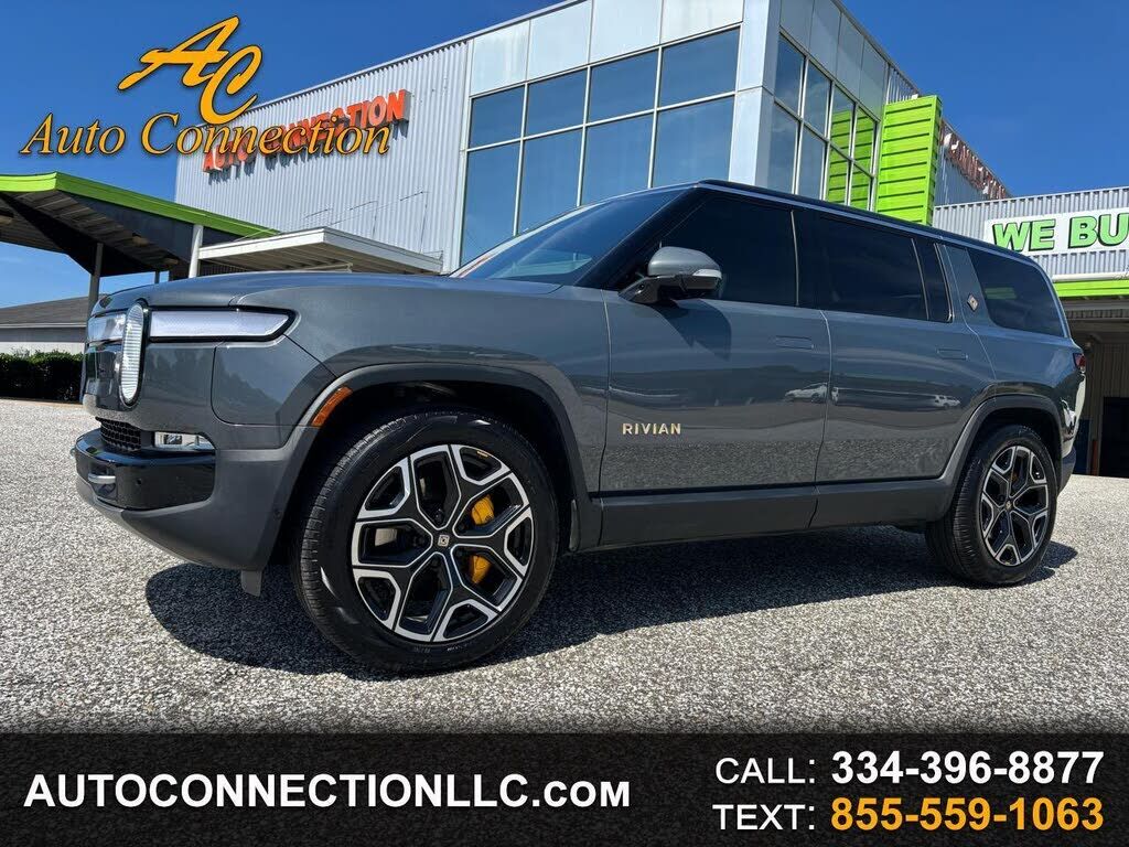2024 RIVIAN R1S