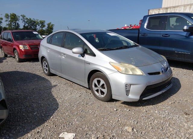 2013 TOYOTA PRIUS
