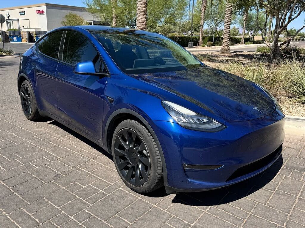 2021 TESLA Model Y