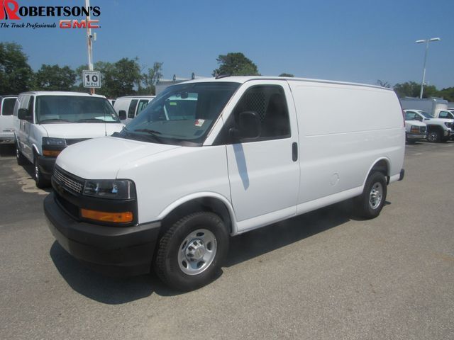 2025 CHEVROLET Express
