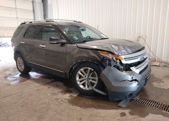2014 FORD Explorer
